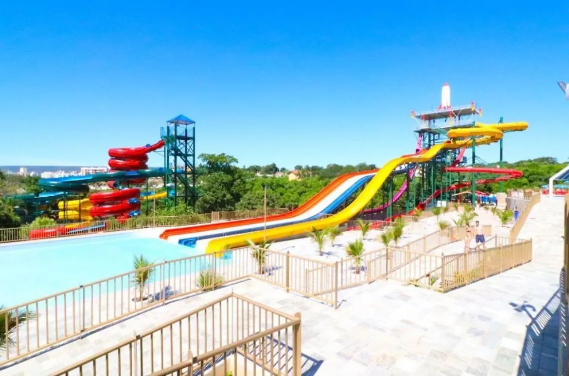 Flats Spazzio Diroma Acesso Ao Acqua Park Caldas Novas Apartment